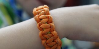 Jak zapleść Paracord?