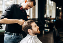 Etui na nożyczki fryzjerskie – kryteria wyboru etui na nożyczki fryzjerskie